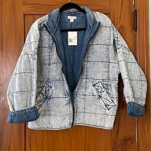 Forever 21 Acid Wash Quilted Denim Jacket - Medium Denim